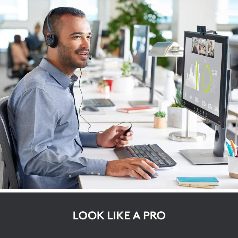 Logitech HD Pro Webcam C920, Widescreen Video Calling and Recording, 1080p Camera, Desktop or Laptop Webcam