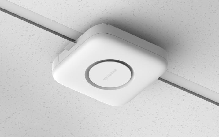 Tri-Band PoE 2.5G Insight Manageable WiFi 7 Access Point (WBE710)