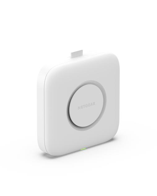 Tri-Band PoE 2.5G Insight Manageable WiFi 7 Access Point (WBE710)