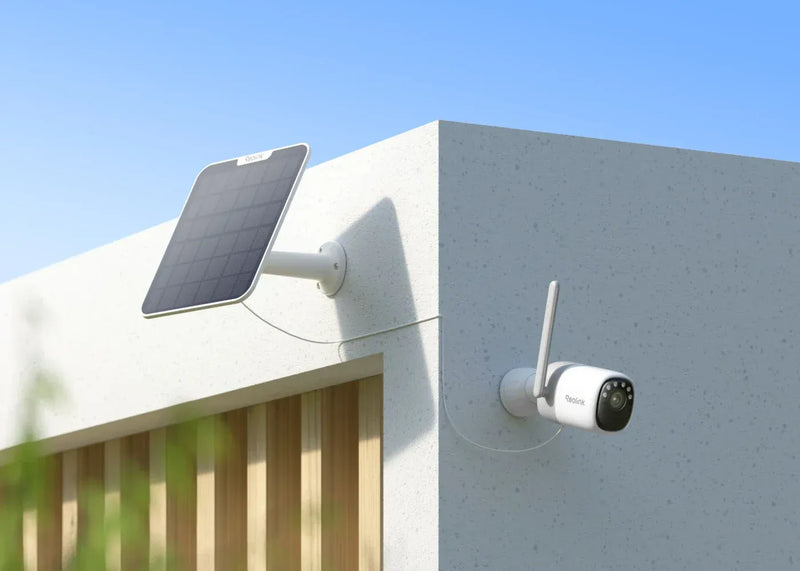Reolink Altas 2K 10s Pre-recording Bullet and ColorX Night vision with Solar Panel 2 Included